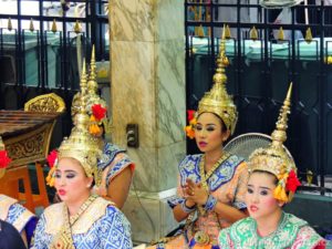 Thajské tanečnice na náměstí Erawan